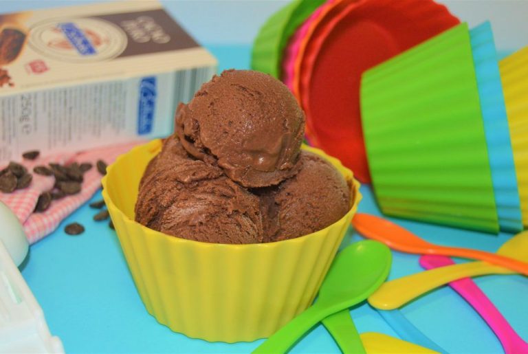 como hacer helado de chocolate