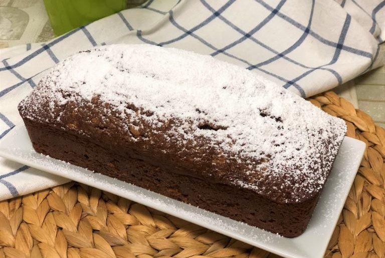 como hacer bizcocho de yogur de chocolate