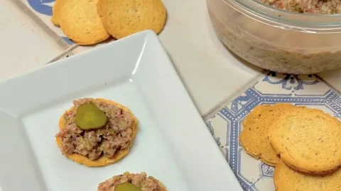 como hacer tartar de fuet