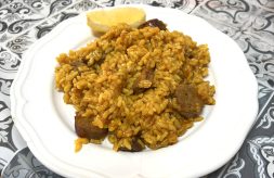 como hacer arroz con butifarra
