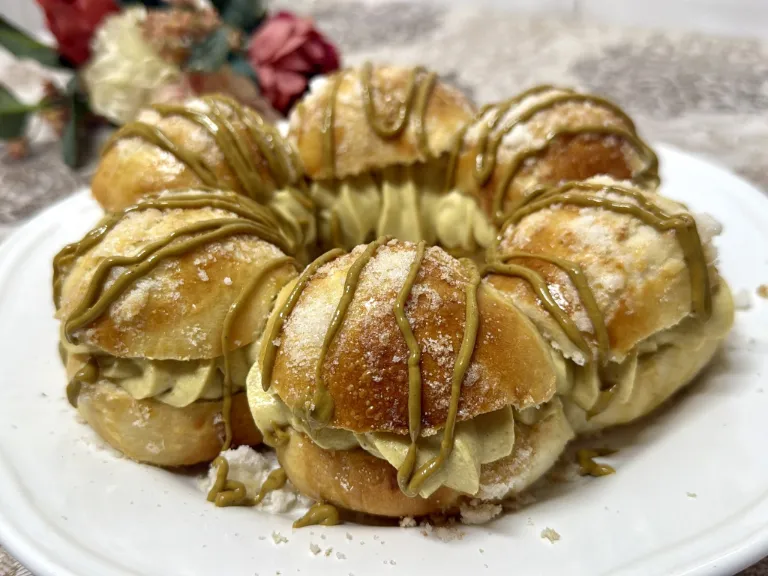 como hacer roscón con crema de pistachos