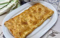 como hacer empanada de salmón y gorgonzola