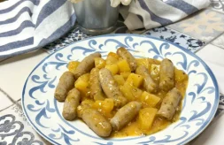 como hacer salchichas con patatas