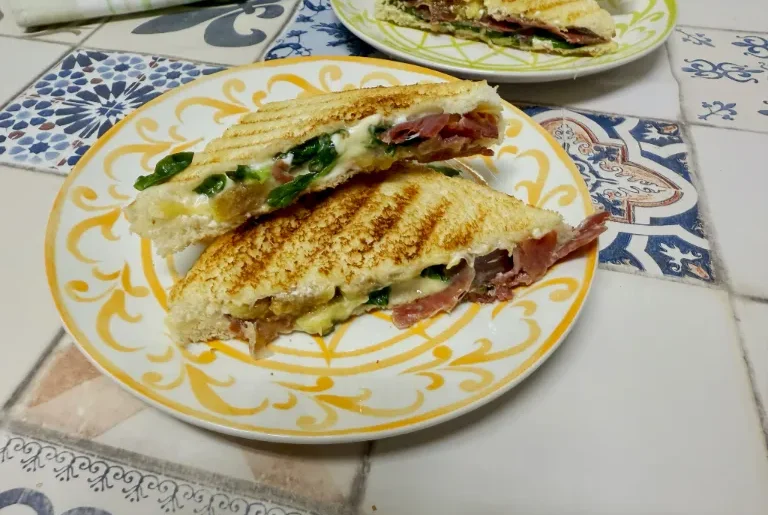 como hacer sandwich de jamón e higos