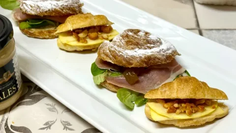como hacer canapes de queso cabrales