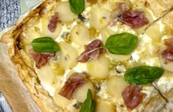 como hacer coca de pera y quesos