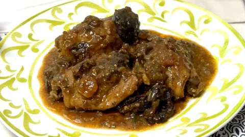 como hacer pollo con ciruelas y pasas